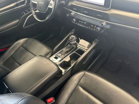 Used 2022 Kia Telluride S AWD/4WD image 18