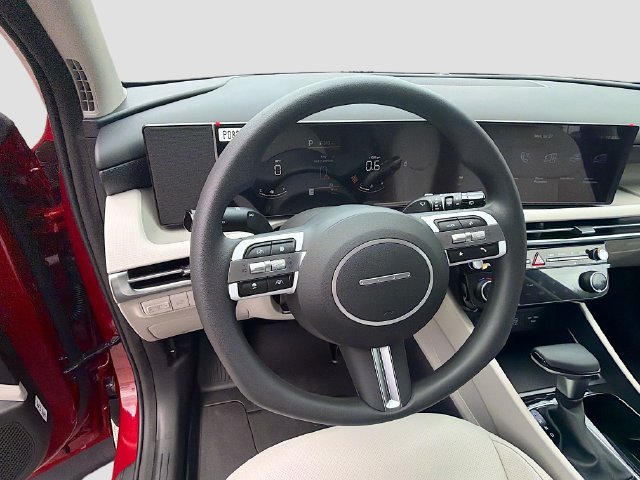 New 2026 Hyundai Tucson SEL Plus FWD image 11