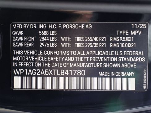 New 2026 Porsche Macan S AWD/4WD image 24