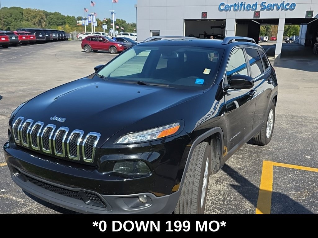 Used 2018 Jeep Cherokee Latitude Plus AWD/4WD image 1