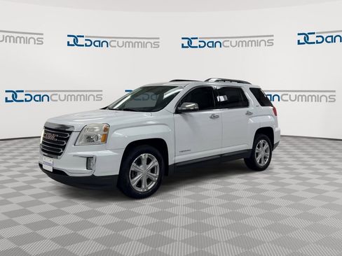 Used 2017 GMC Terrain SLT image 4