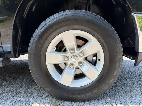 Used 2020 RAM 1500 Classic SLT w/ Luxury Group AWD/4WD image 42