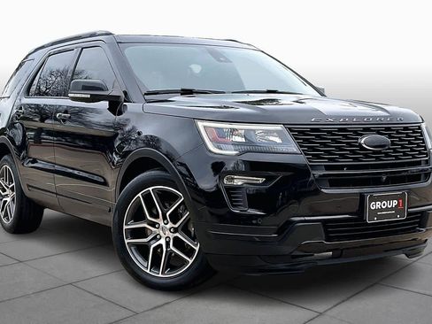 Used 2018 Ford Explorer Sport w/ Equipment Group 401A image 3