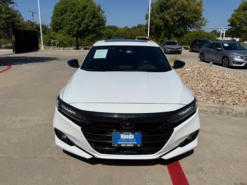 Used 2021 Honda Accord Sport image 8