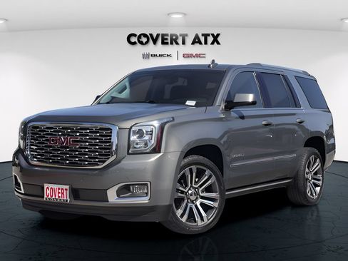 Used 2018 GMC Yukon Denali w/ Denali Ultimate Package AWD/4WD image 2