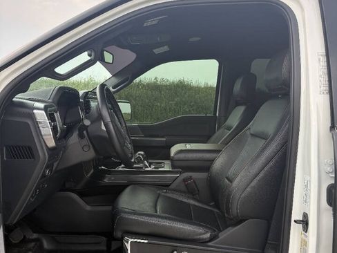 Used 2022 Ford F150 Lariat w/ Equipment Group 502A High AWD/4WD image 9