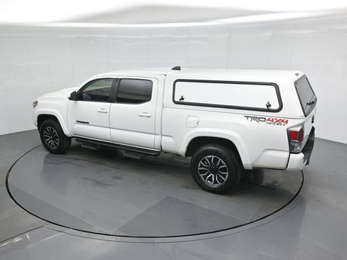 Used 2022 Toyota Tacoma TRD Sport image 39