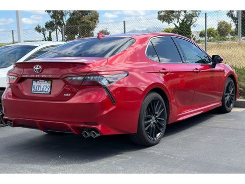 Used 2021 Toyota Camry XSE image 5