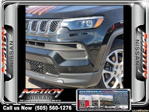 Used 2023 Jeep Compass Latitude w/ Sun and Sound Group image 9