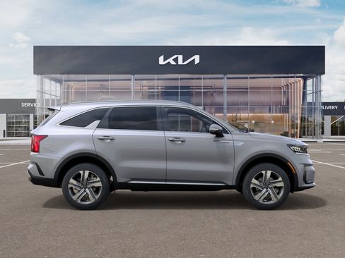 Used 2023 Kia Sorento EX AWD/4WD image 9