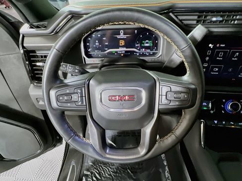 Used 2024 GMC Sierra 3500 AT4 w/ AT4 Premium Plus Package AWD/4WD image 10