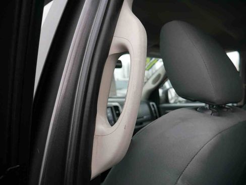 Used 2019 RAM 1500 Big Horn image 18