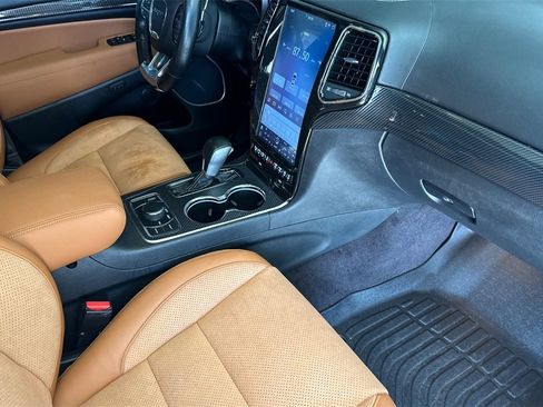 Used 2016 Jeep Grand Cherokee SRT w/ Trailer Tow Group IV image 13