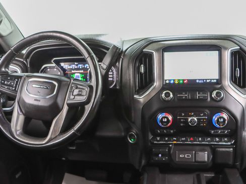 Used 2021 GMC Sierra 2500 Denali w/ Denali Ultimate Package AWD/4WD image 18