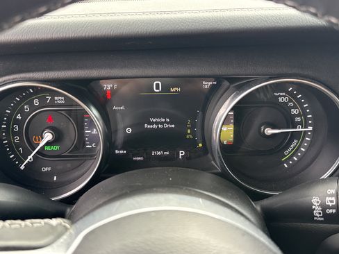 Used 2023 Jeep Wrangler Sahara w/ Cold Weather Group image 12