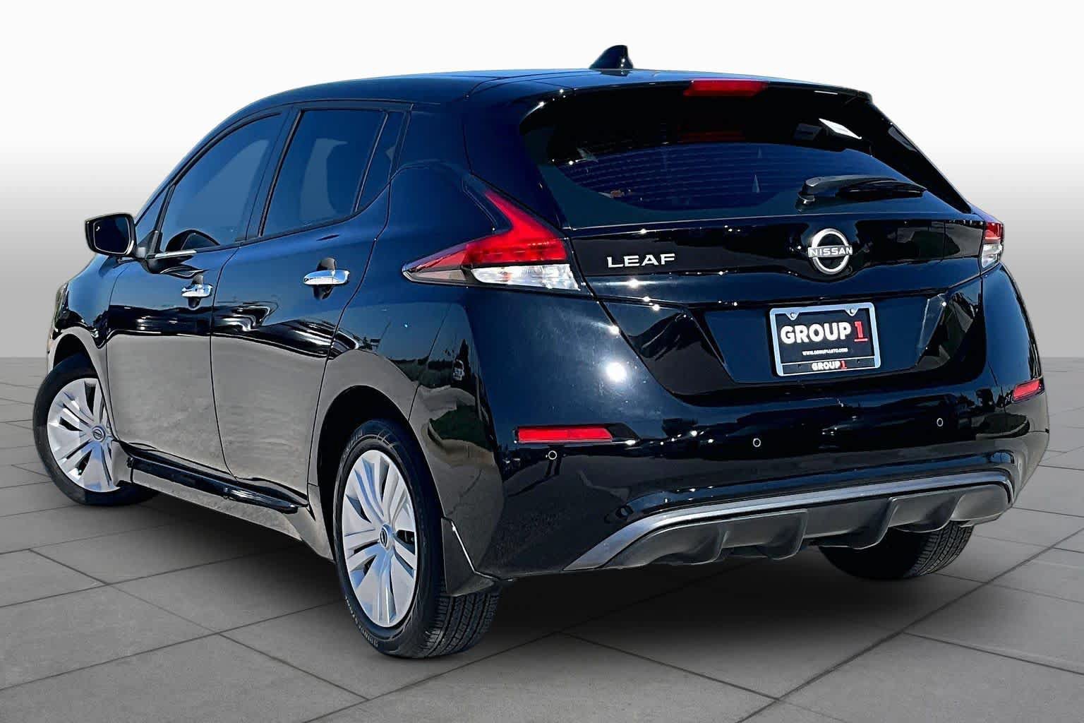 Used 2023 Nissan Leaf S FWD image 11