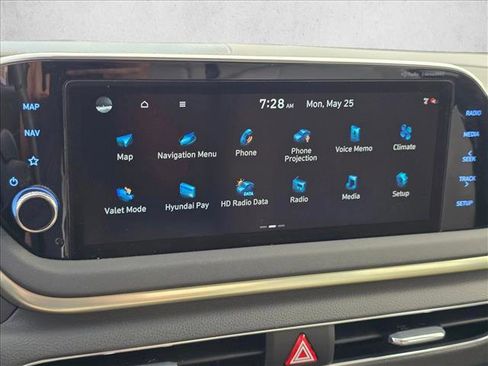 Used 2023 Hyundai Sonata SEL w/ Convenience Package FWD image 13