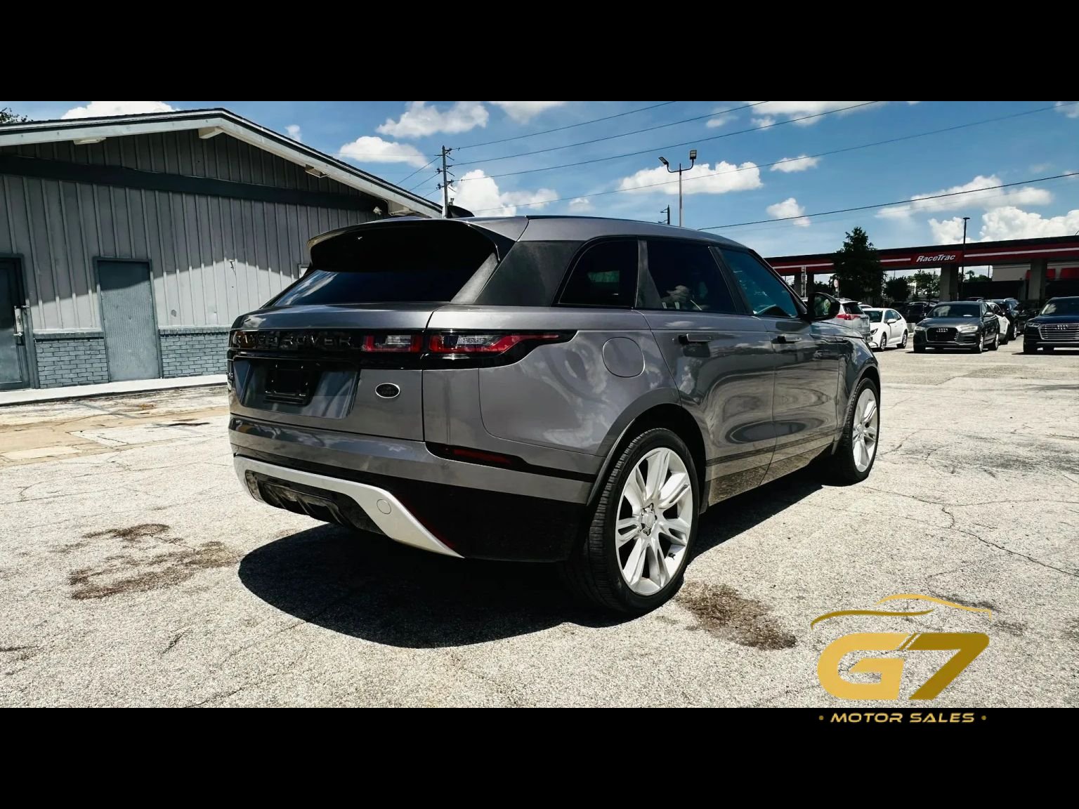 Used 2020 Land Rover Range Rover Velar R-Dynamic S AWD/4WD image 4