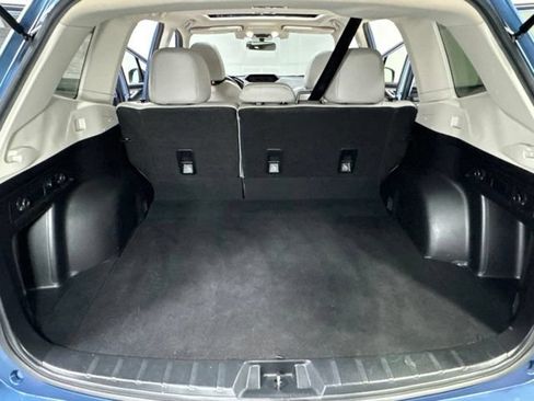Used 2019 Subaru Forester Premium AWD/4WD image 27