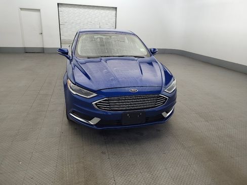Used 2018 Ford Fusion SE w/ Fusion SE Technology Package FWD image 14