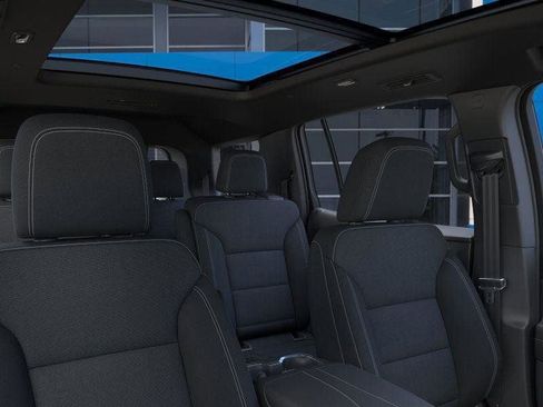 New 2026 Chevrolet Traverse LT w/ Sun and Wheel Package image 25