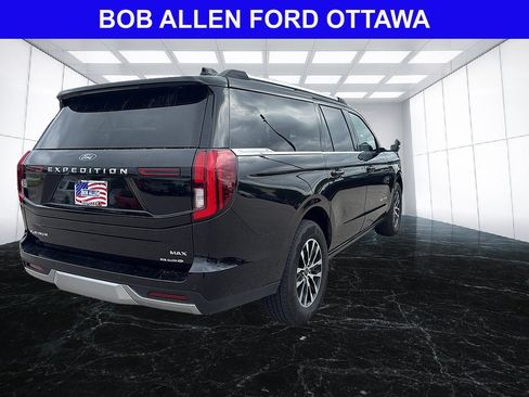 Used 2025 Ford Expedition Max Platinum AWD/4WD image 5