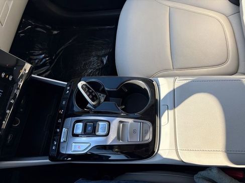 Used 2024 Hyundai Tucson Limited image 34