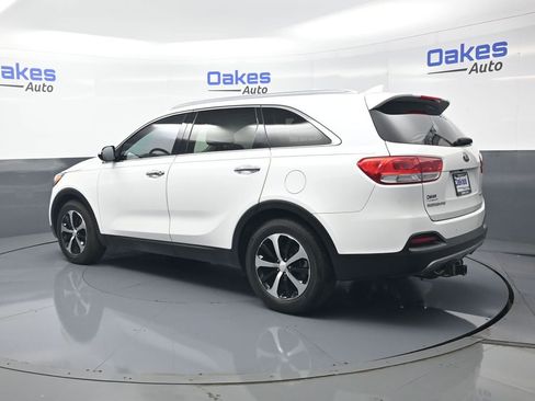 Used 2016 Kia Sorento EX w/ EX Touring Package FWD image 6