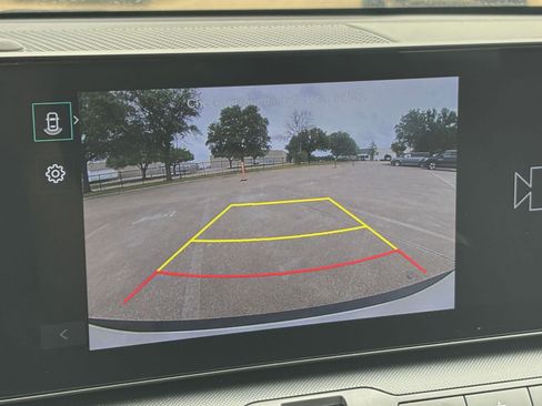 Used 2025 Kia K4 LXS image 24