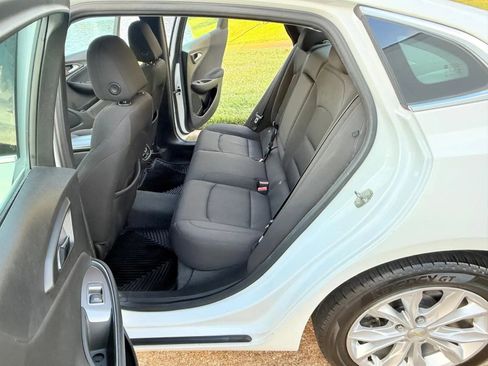 Used 2019 Chevrolet Malibu LT FWD image 19