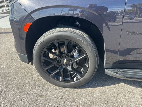 Used 2022 Chevrolet Tahoe RST w/ Luxury Package image 11