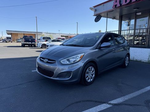 Used 2015 Hyundai Accent GS FWD image 5