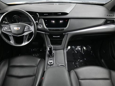 Used 2023 Cadillac XT5 Luxury image 5