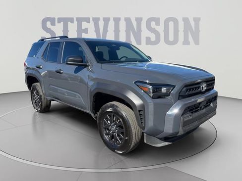Used 2025 Toyota 4Runner SR5 AWD/4WD image 7