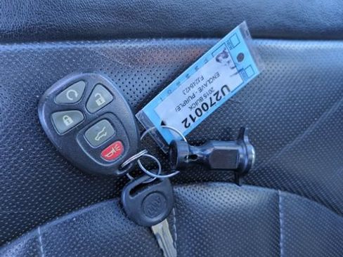 Used 2015 Buick Enclave Leather FWD image 25