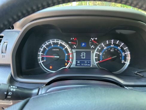 Used 2018 Toyota 4Runner SR5 Premium w/ Wilderness Package AWD/4WD image 20
