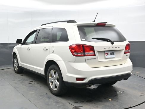 Used 2012 Dodge Journey SXT w/ Sound Group image 8
