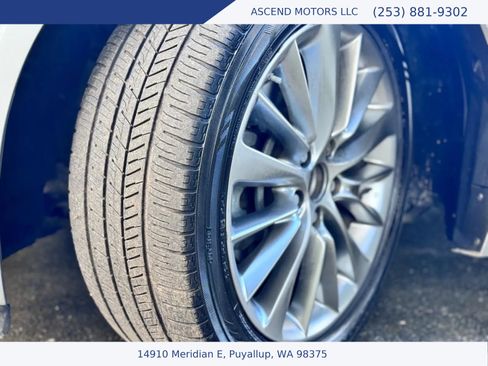 Used 2019 INFINITI Q50 Luxe w/ Essential Package (3.0T Luxe) image 15