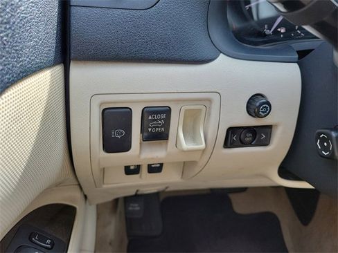 Used 2010 Lexus IS 250C image 18