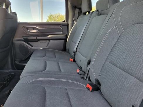 Used 2019 RAM 1500 Big Horn AWD/4WD image 11