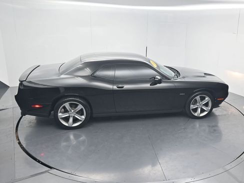 Used 2016 Dodge Challenger R/T RWD image 53