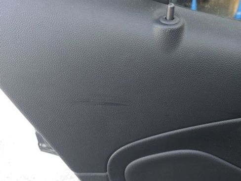 Used 2023 GMC Terrain SLE w/ Driver Convenience Package image 13