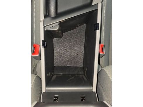 New 2025 Hyundai Elantra Sport image 18