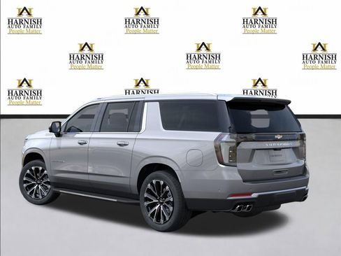 New 2026 Chevrolet Suburban High Country AWD/4WD image 3
