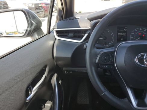 Used 2024 Toyota Corolla SE FWD image 18