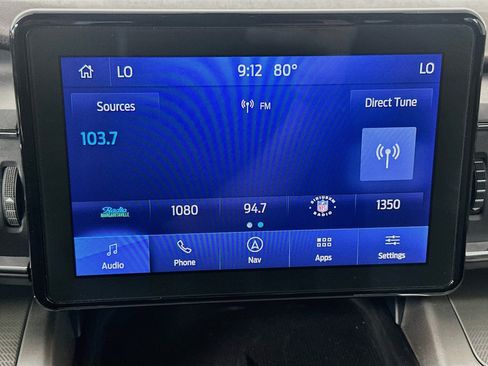 Used 2022 Ford Explorer XLT w/ Equipment Group 202A RWD image 21
