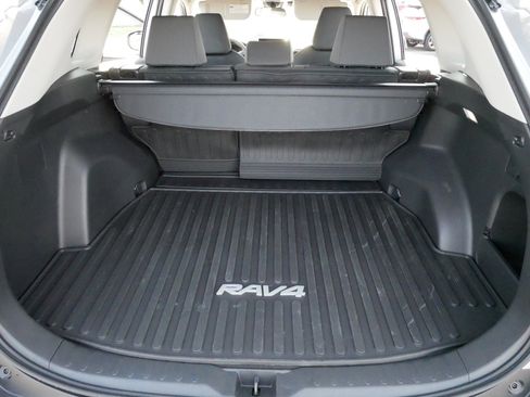 Certified 2025 Toyota RAV4 XLE w/ Convenience Package AWD/4WD image 18