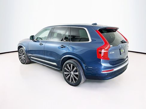 Used 2023 Volvo XC90 B6 Plus image 5