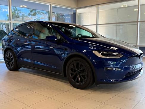 Used 2023 Tesla Model X AWD/4WD image 7