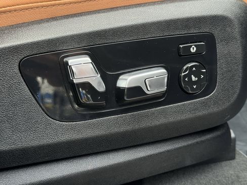 Used 2026 BMW X5 M60i image 43